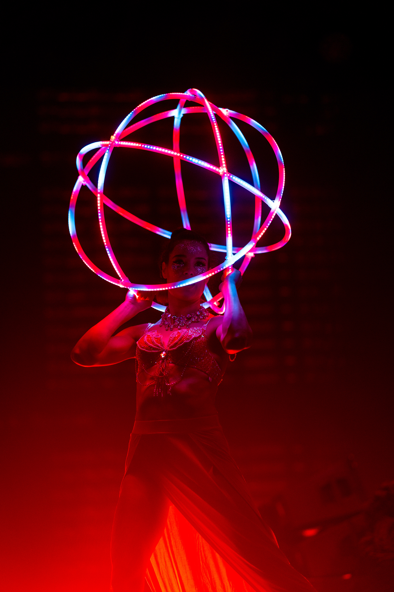 Inge zal optreden met haar hulahoops. Eigen foto.