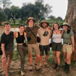 De zes studenten in Botswana.